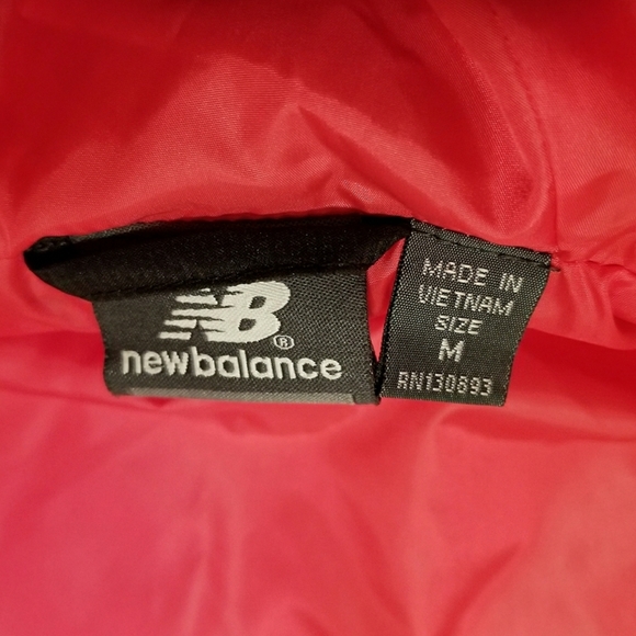 New Balance Puffer Quilt Tech Vest - Picture 9 of 10